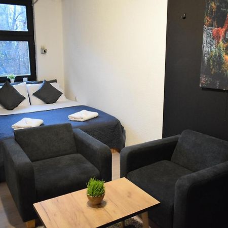 M - Square Private Rooms Skopie Exterior foto